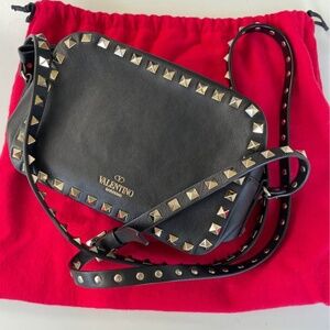 Valentino Garavani Rockstud Camera Crossbody Bag Leather